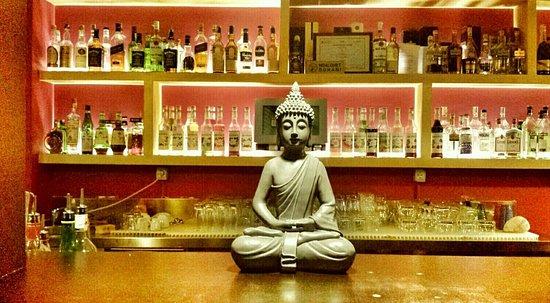 Mazana Cocktail Bar