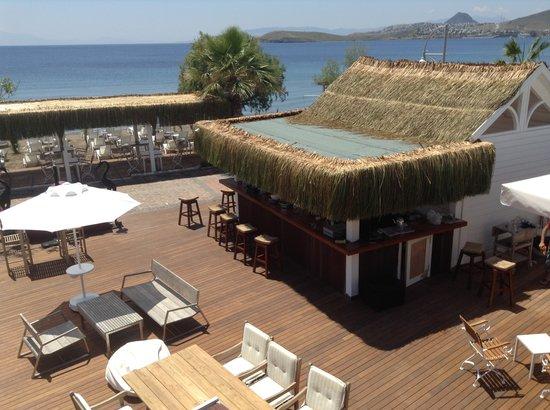Kefi Restaurant & Beach