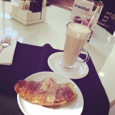 Milk & Honey Cafe