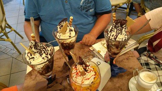 Dolomiti Gelateria Bar