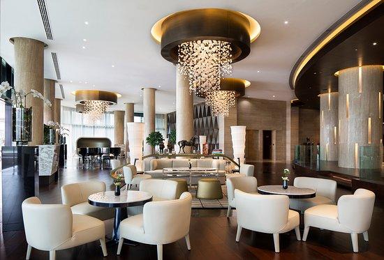 Pearl Lounge