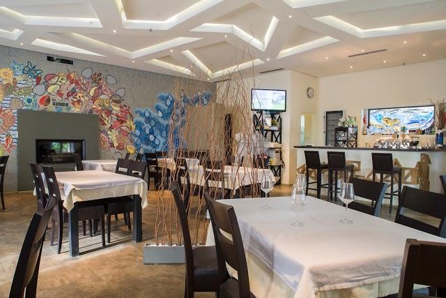 Karlo Restaurant