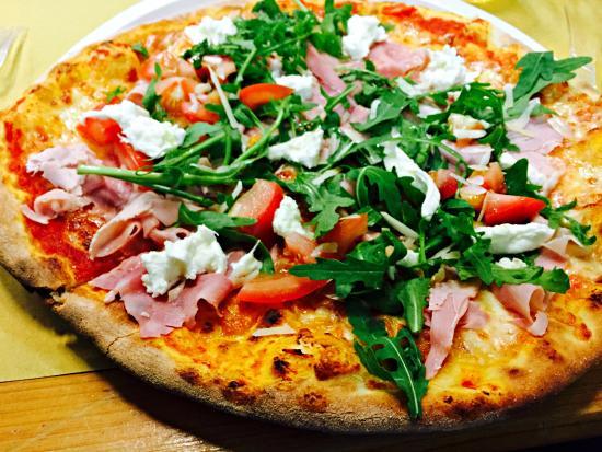 Pizzeria Ale'S Pizza