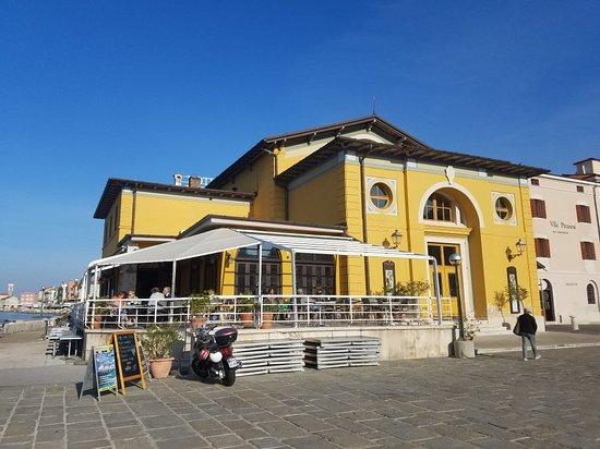 Caffe Teater