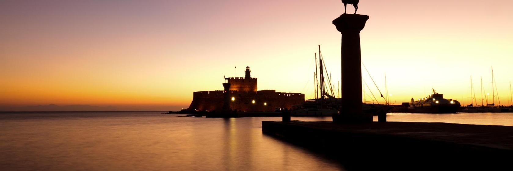 Porto di Mandraki